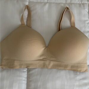 Shapermint Seamless Tan Bra size Medium with adjustable back closure